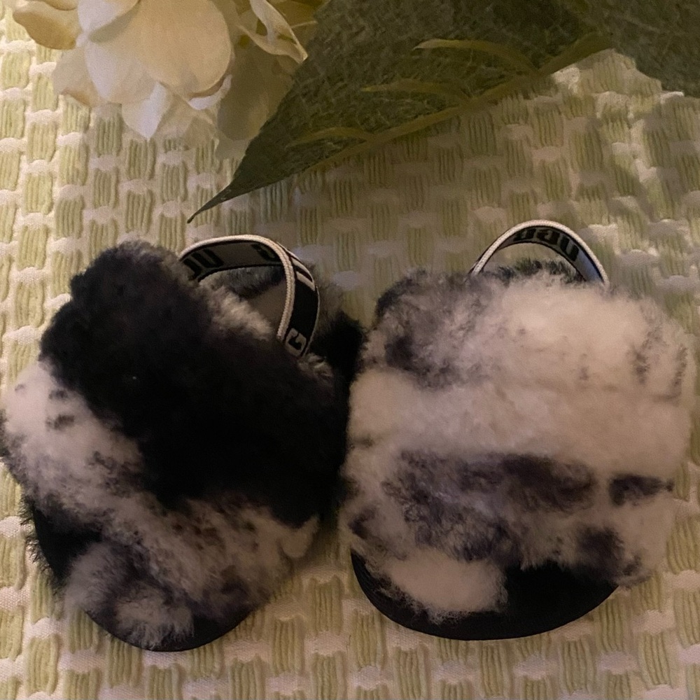 ❄️🧚‍♀️Infant & Toddler UGG Yeah Slippers🧚‍♀️❄️